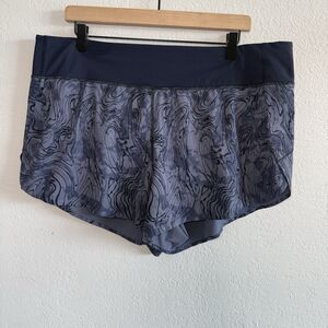 Athleta Run With It Printed 3.5" Running Shorts Women's XL Navy Blue Gray